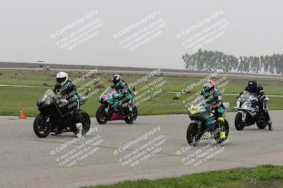 media/Nov-30-2025-TrackDaz (Sun) [[d8b22663df]]/Around the Pits/